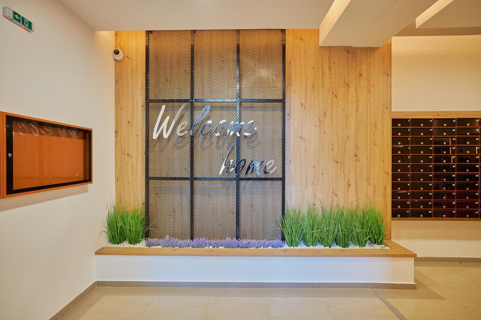 Cozy Apartments At Q Residence Palas Iasi Exterior foto