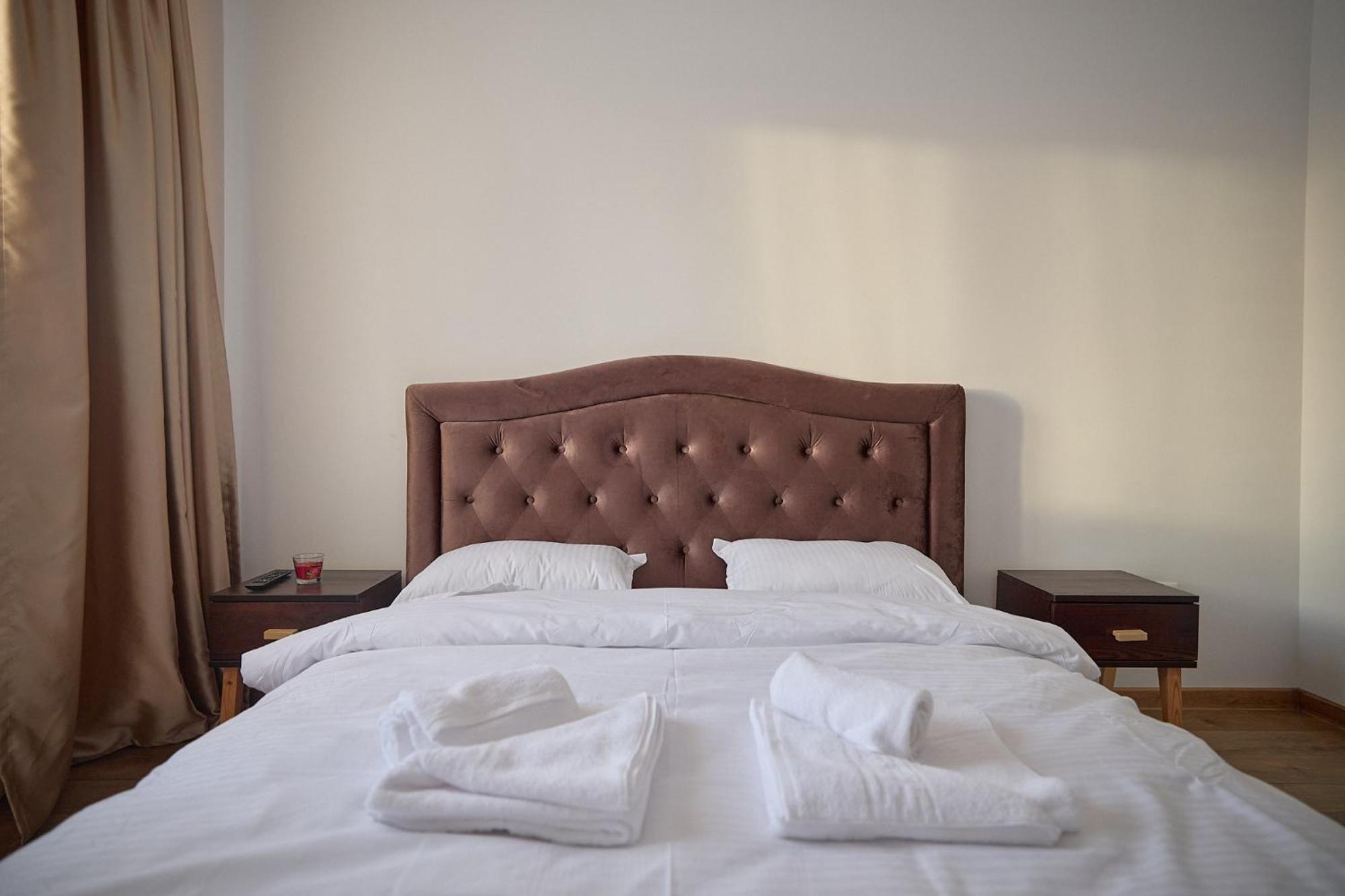 Cozy Apartments At Q Residence Palas Iasi Exterior foto